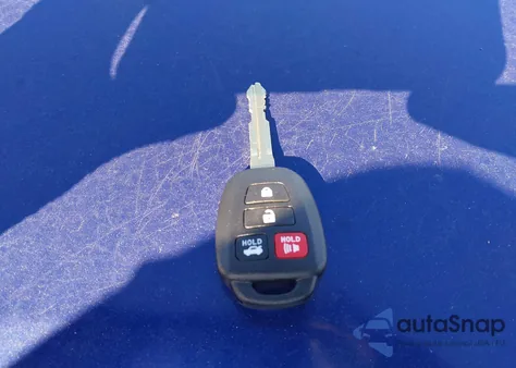 2014 Toyota Corolla S Plus z USA, uszkodzony, nr VIN 2T1BURHE4EC136940